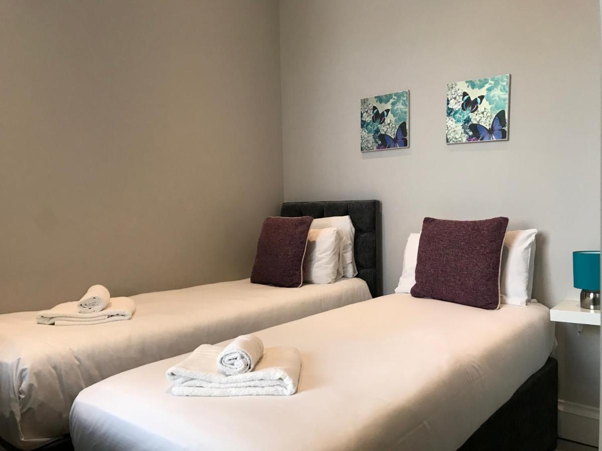 25 Ongar Road By Viridian Apartments London Kültér fotó